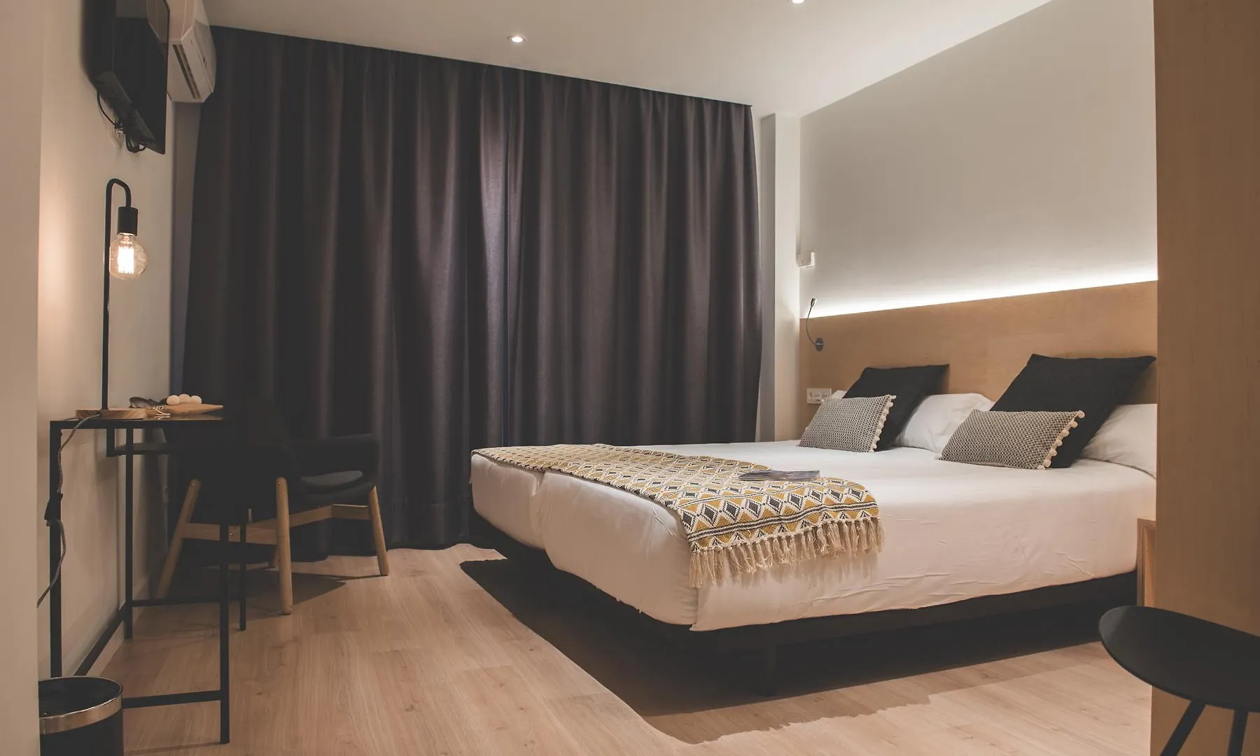 Hostal Arriazu Pampelune 2*,